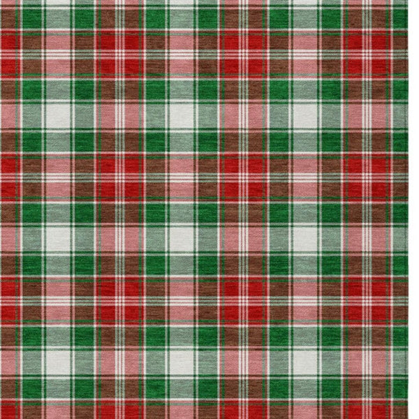 HomeRoots 5' Emerald Red and White Plaid Indoor Outdoor Area Rug - Durable, Washable, Perfect for Any Space! 621431