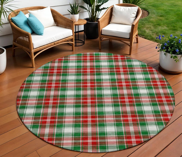 HomeRoots 8' Vibrant Emerald Red and White Round Plaid Rug - Washable, Durable, Perfect for Indoor & Outdoor Use 621432
