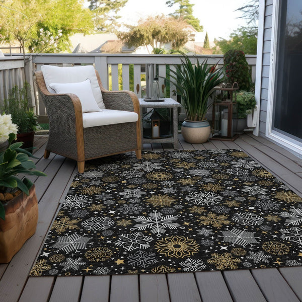 HomeRoots 5' X 8' Elegant Black Gold Gray Snowflake Rug - Washable, Durable, Indoor/Outdoor Versatile Style 621611
