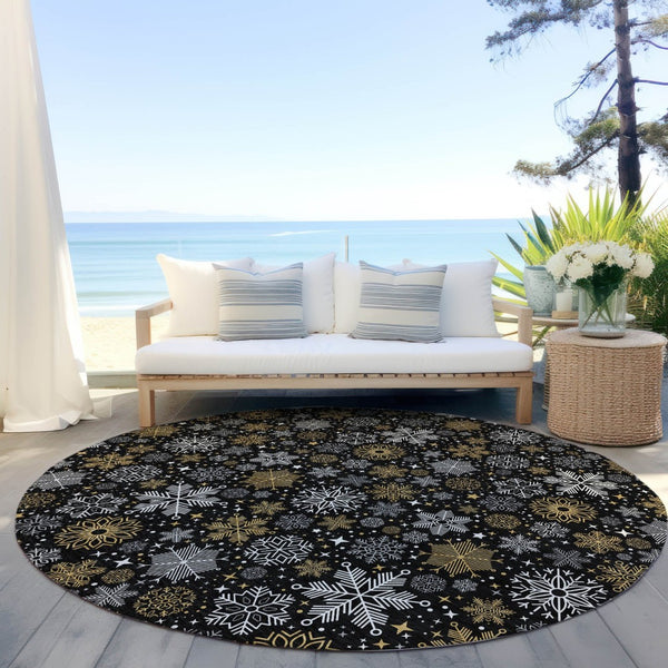 HomeRoots 8' Stylish Black Gold Gray Round Snowflake Washable Area Rug for Indoor & Outdoor Spaces 621612
