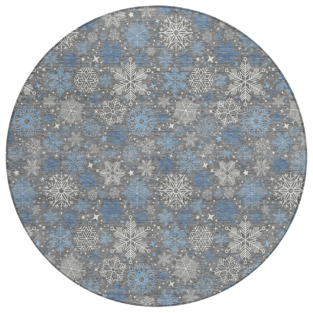 HomeRoots 8' Gray Blue And Ivory Round Snowflake Rug - Durable, Washable, Stylish for Indoor & Outdoor Spaces 621624