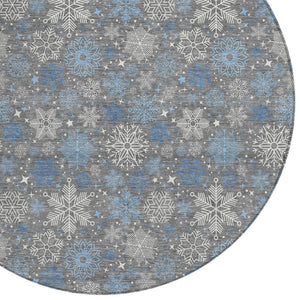HomeRoots 8' Gray Blue And Ivory Round Snowflake Rug - Durable, Washable, Stylish for Indoor & Outdoor Spaces 621624