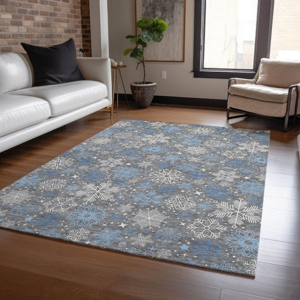 HomeRoots 8' X 10' Stylish Gray Blue and Ivory Snowflake Washable Rug - Durable Indoor/Outdoor Design! 621625