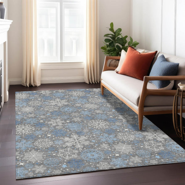 HomeRoots 8' X 10' Stylish Gray Blue and Ivory Snowflake Washable Rug - Durable Indoor/Outdoor Design! 621625