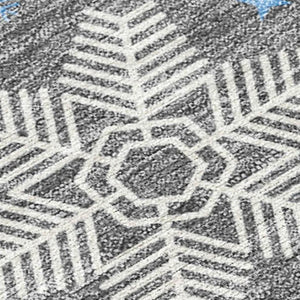HomeRoots 10' Snowflake Washable Area Rug – Gray Blue & Ivory, Perfect for Indoor Outdoor Use, Durable Design! 621627