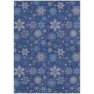 HomeRoots 5' Stylish Navy Blue Snowflake Area Rug - Washable Indoor/Outdoor Mat for High-Traffic Spaces 621635