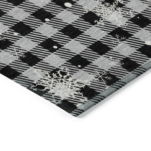 HomeRoots 8' Gray Black and Ivory Round Plaid Area Rug – Durable, Washable, Stylish for Indoor & Outdoor Use 621672