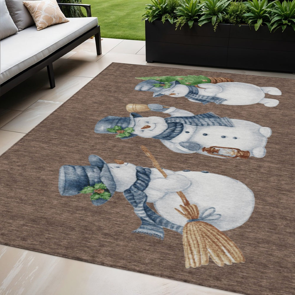 HomeRoots 5' Stylish Brown Denim Blue & Ivory Snowmen Washable Area Rug for Indoor & Outdoor Spaces 621749