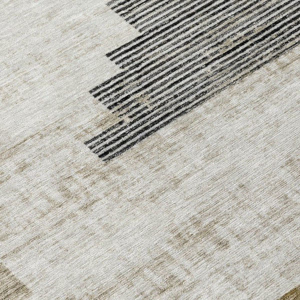 HomeRoots 8' Round Geometric Area Rug in Brown, Beige & Charcoal - Durable, Washable for Indoor & Outdoor Use 621906