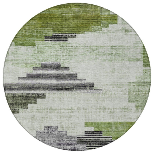 HomeRoots 8' Fern Green Geometric Round Area Rug - Washable, Durable, Indoor/Outdoor Perfect for High Traffic Areas 621918