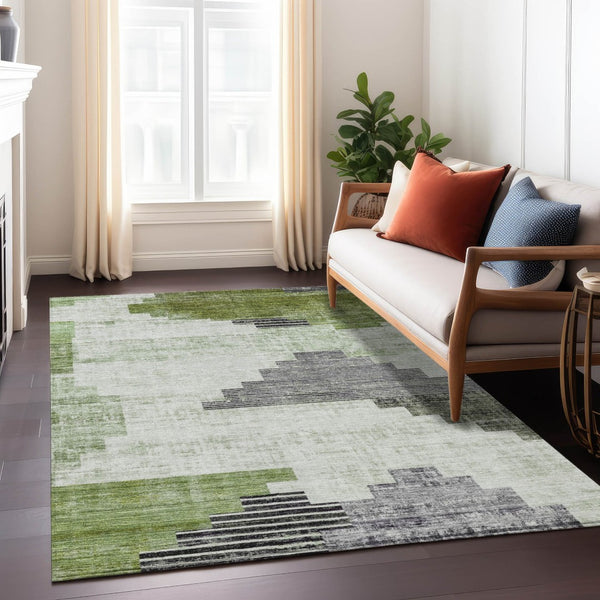 HomeRoots 8' X 10' Stylish Fern Green Geometric Area Rug - Washable, Durable, Indoor/Outdoor for Versatile Spaces 621919