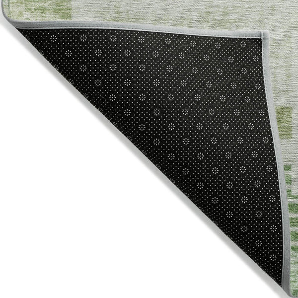 HomeRoots 8' Stylish Sage Ivory and Olive Green Geometric Round Washable Indoor Outdoor Area Rug for Versatile Spaces 621930