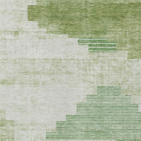 HomeRoots 8' Geometric Sage Ivory & Olive Green Washable Area Rug for Indoor/Outdoor High-Traffic Spaces 621931