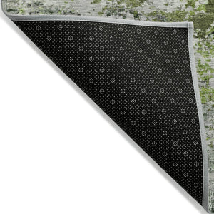 HomeRoots 8' Round Abstract Area Rug in Artichoke Green, Ivory & Gray - Durable, Washable for Indoor/Outdoor Use 621942