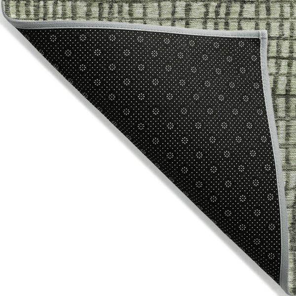 HomeRoots 8' Artichoke Green & Gray Round Geometric Rug - Washable, Durable for Indoor/Outdoor Spaces, Stylish! 621984
