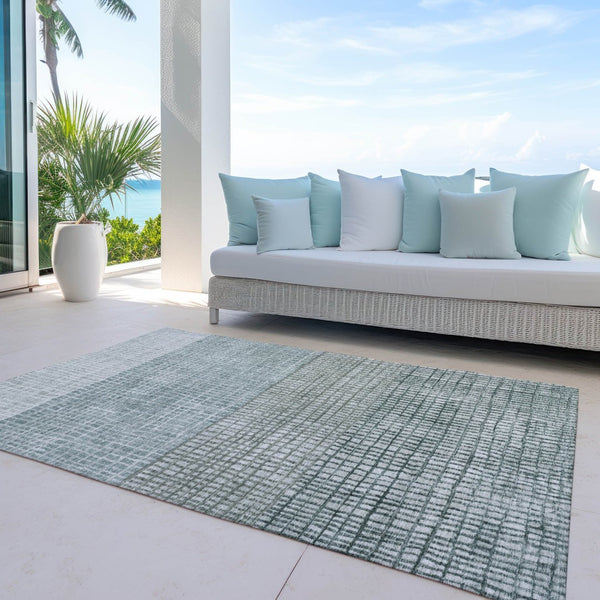 HomeRoots 5' Aqua and Gray Geometric Washable Area Rug - Stylish, Durable, Indoor/Outdoor, Easy Care Design! 621989