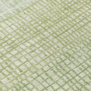 HomeRoots 8' Sage and Ivory Round Geometric Rug - Durable, Washable, Perfect for Indoor & Outdoor Spaces! 622038