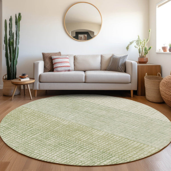 HomeRoots 8' Sage and Ivory Round Geometric Rug - Durable, Washable, Perfect for Indoor & Outdoor Spaces! 622038