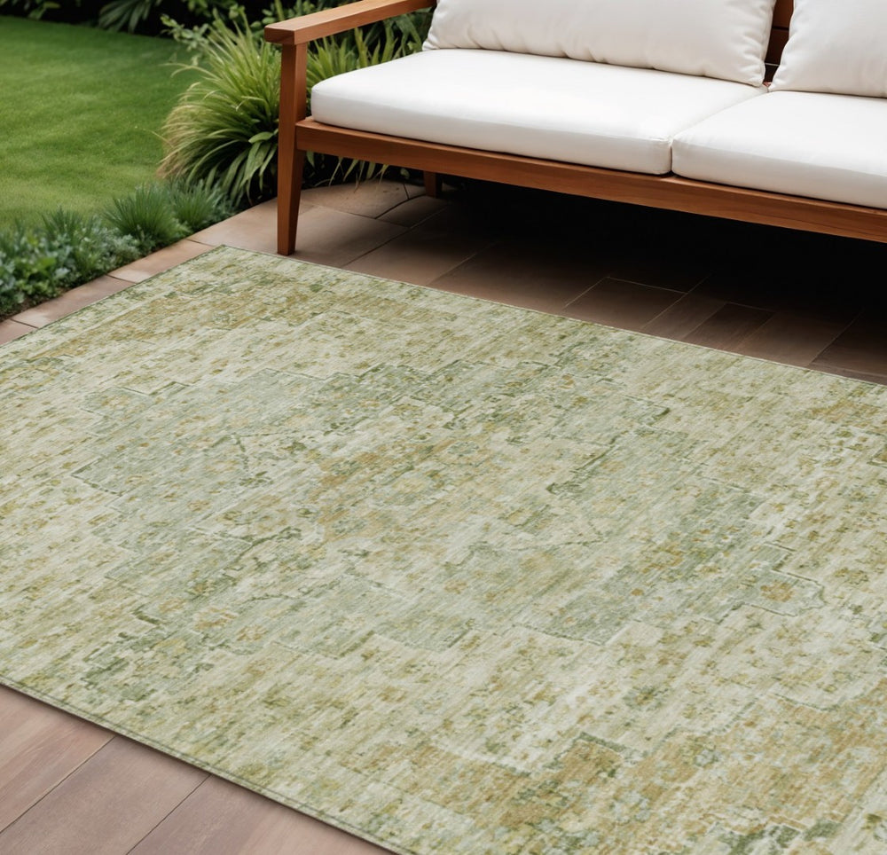HomeRoots 10' Sage and Wheat Medallion Area Rug - Stylish, Washable, Indoor/Outdoor, Durable for High Traffic Areas 622077
