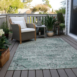 HomeRoots 5' X 8' Teal Blue Medallion Rug - Durable, Washable Indoor/Outdoor Area Rug for High-Traffic Spaces 622085