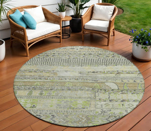HomeRoots 8' Beige and Mint Green Round Striped Rug - Washable, Durable Design for Indoor & Outdoor Spaces! 622182
