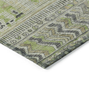 HomeRoots 8' Beige and Mint Green Round Striped Rug - Washable, Durable Design for Indoor & Outdoor Spaces! 622182