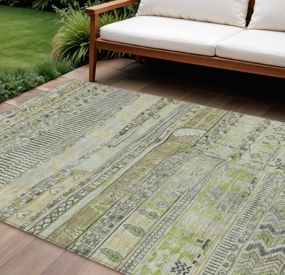 HomeRoots 10' Beige and Mint Green Striped Washable Area Rug - Durable Indoor/Outdoor Decor for High Traffic Areas 622185