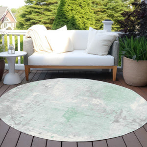 HomeRoots 8' Mint Green Round Abstract Geometric Area Rug - Washable & Durable for Indoor/Outdoor Use 622386