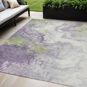 HomeRoots 5' X 8' Abstract Indoor Outdoor Area Rug in Lavender & Fern Green – Modern, Washable, Durable Design! 622415