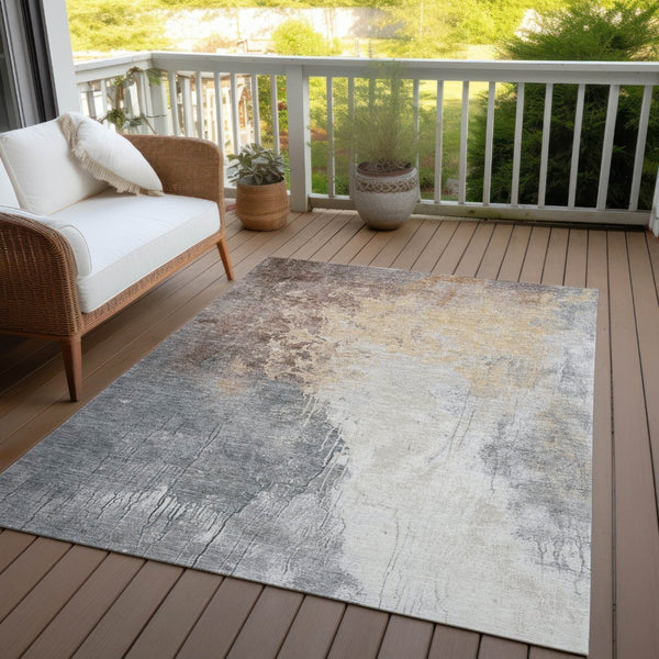 HomeRoots 5' X 8' Coral and Gray Abstract Area Rug - Stylish, Machine-Washable, Indoor/Outdoor, Durable Design 622445