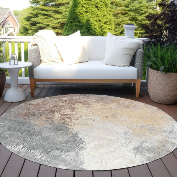 HomeRoots 8' Coral and Gray Round Abstract Area Rug - Stylish, Washable, and Perfect for Indoor/Outdoor Use 622446