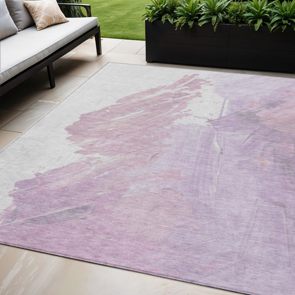 HomeRoots 5' Abstract Lavender and Ivory Area Rug - Stylish, Washable, Ideal for Indoor and Outdoor Spaces 5' X 8' 622487
