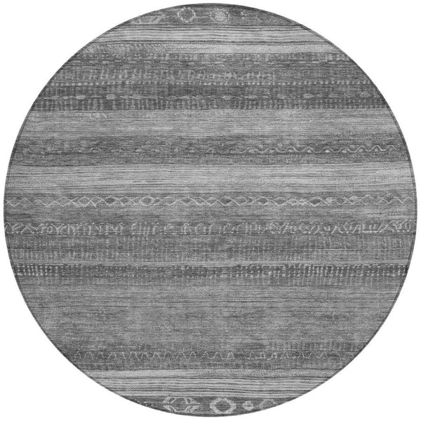 HomeRoots 5' Gray and Silver Aztec Area Rug - Durable, Washable Design for Indoor and Outdoor Spaces 8' Round 622608