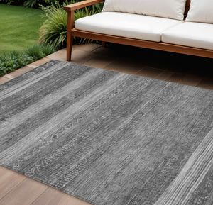 HomeRoots 5' Gray and Silver Aztec Area Rug - Durable, Washable Design for Indoor and Outdoor Spaces 9' X 12' 622610