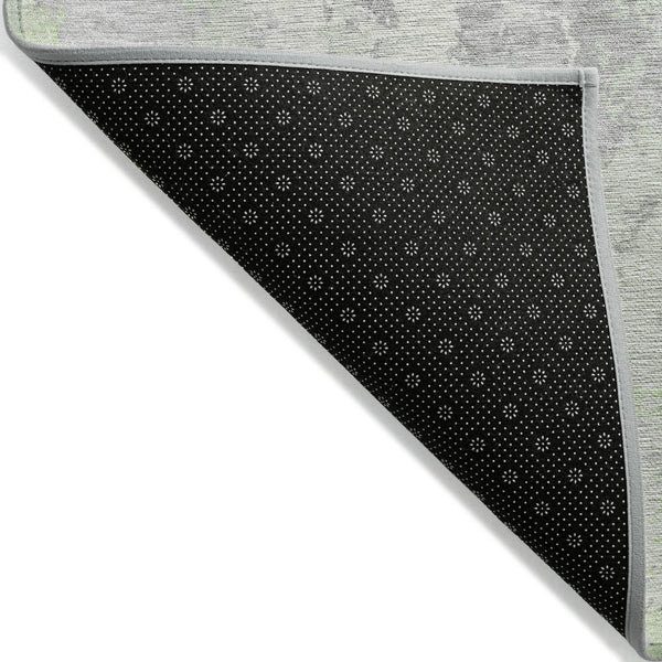 HomeRoots 5' Artichoke Green & Ivory Abstract Indoor Outdoor Area Rug - Durable, Washable, Modern Design 8' Round 622614