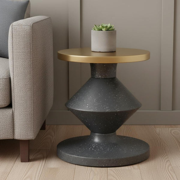 HomeRoots 21" Gold Iron Pedestal End Table - Chic Modern Accent for Living Rooms, Bedrooms & Small Spaces 622645