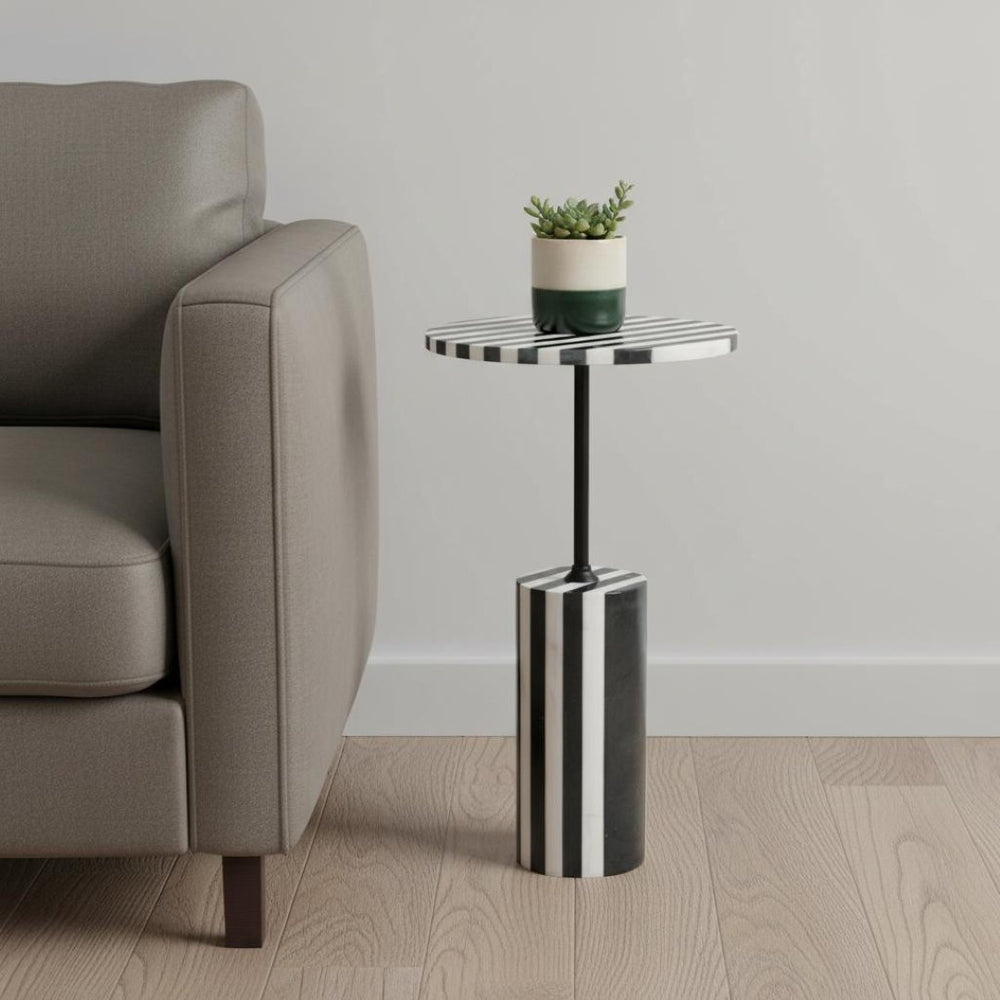 HomeRoots 22" Black Marble Pedestal End Table - Elegant Accent Piece for Modern Living Rooms & Versatile Use 622650