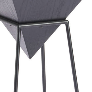 HomeRoots 25" Black Steel Pedestal End Table - Modern Industrial Design, Compact & Durable for Versatile Use 622655