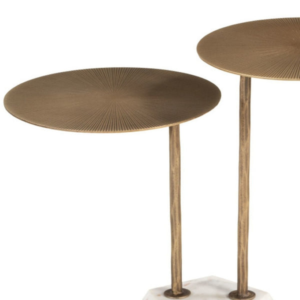 HomeRoots 25" White Marble Pedestal End Table - Modern Artistry and Elegant Design for Stylish Living Rooms 622672