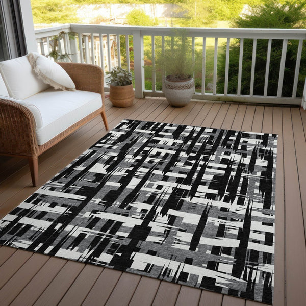 HomeRoots 5' Stylish Black, Gray, and Ivory Striped Washable Indoor-Outdoor Area Rug for Versatile Living Spaces 5' X 8' 622678