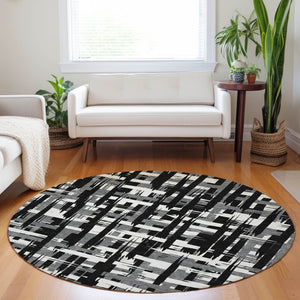 HomeRoots 5' Stylish Black, Gray, and Ivory Striped Washable Indoor-Outdoor Area Rug for Versatile Living Spaces 8' Round 622679