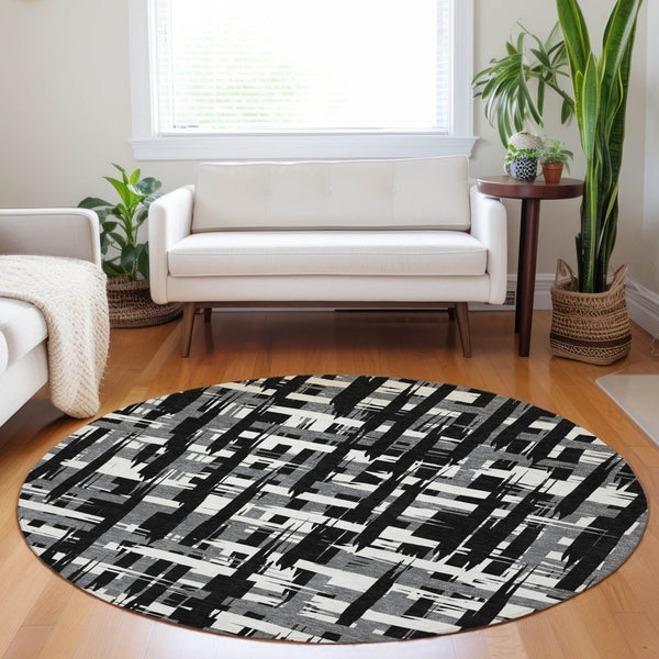 HomeRoots 5' Stylish Black, Gray, and Ivory Striped Washable Indoor-Outdoor Area Rug for Versatile Living Spaces 8' Round 622679