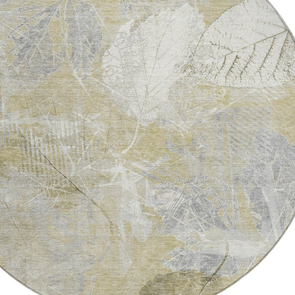 HomeRoots 5' Beige and Ivory Floral Area Rug - Stylish, Washable, Indoor/Outdoor Durability for High-Traffic Areas 8' Round 622751