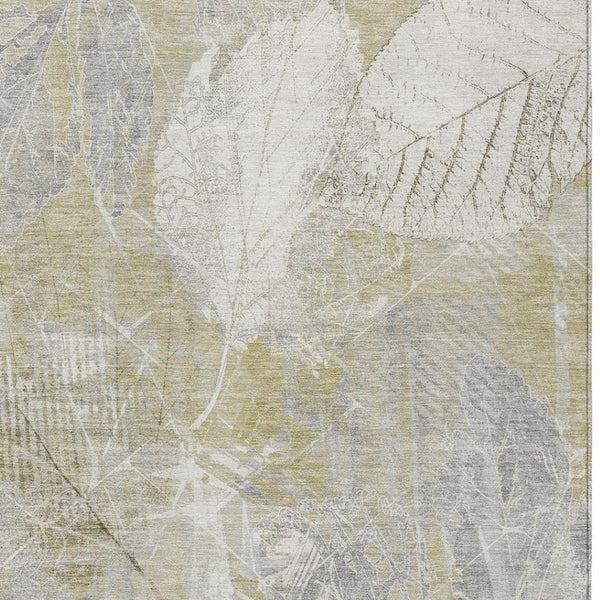 HomeRoots 5' Beige and Ivory Floral Area Rug - Stylish, Washable, Indoor/Outdoor Durability for High-Traffic Areas 8' X 10' 622752