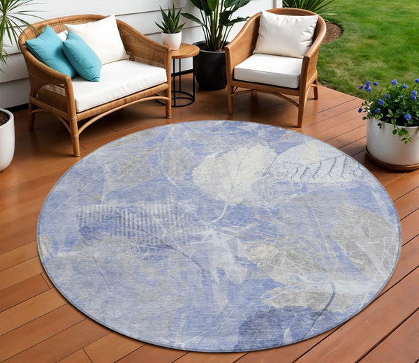 HomeRoots 5' Denim Blue and Ivory Floral Area Rug - Coastal Charm for Indoor and Outdoor Spaces, Easy Care! 8' Round 622757