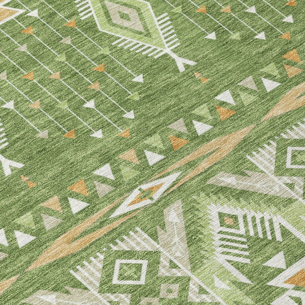 HomeRoots 5' Stylish Green Copper Ivory Aztec Indoor Outdoor Area Rug - Durable, Washable & Versatile Design 8' Round 622787