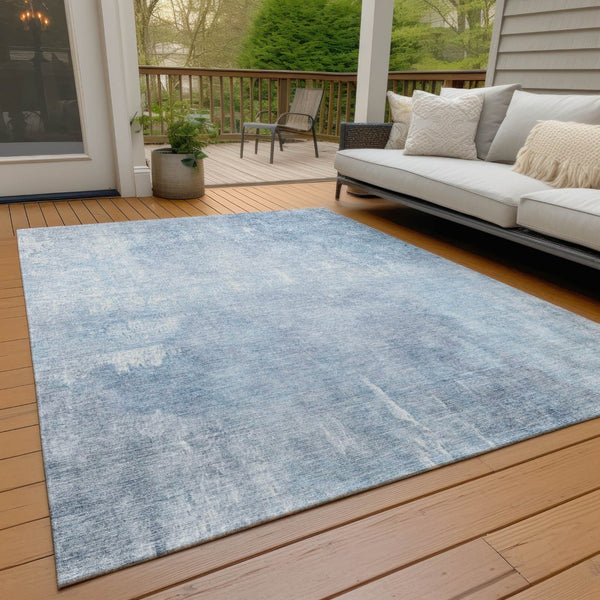 HomeRoots 5' Stylish Sky Blue and Ivory Abstract Washable Area Rug for Indoor & Outdoor High-Traffic Spaces 5' X 8' 622828