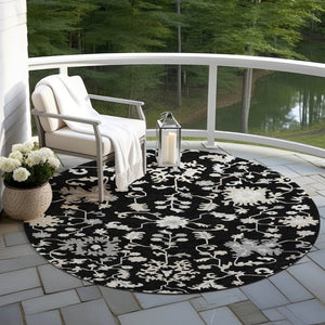 HomeRoots 5' Elegant Black Ivory Gray Floral Washable Area Rug for Indoor and Outdoor High-Traffic Spaces 8' Round 622930
