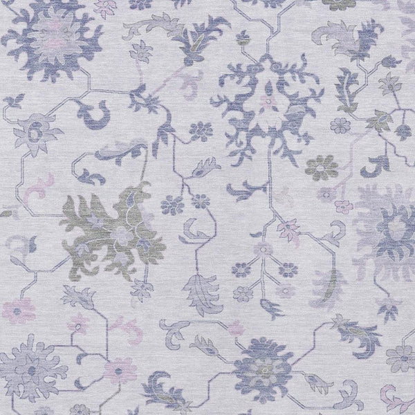 HomeRoots 5' Elegant Floral Area Rug in Lavender Mauve and Gray - Washable, Durable for Indoor & Outdoor Use 5' X 8' 622941