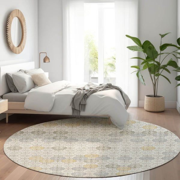 HomeRoots 5' Modern Ivory and Gold Geometric Area Rug - Stylish, Washable, Indoor/Outdoor, Stain-Resistant 8' Round 622972